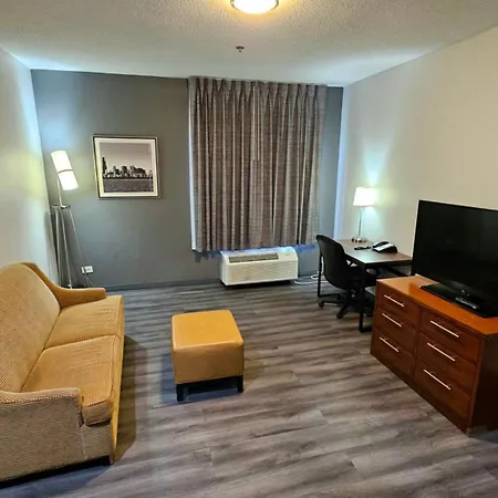 Baymont By Wyndham Chicago/Calumet City