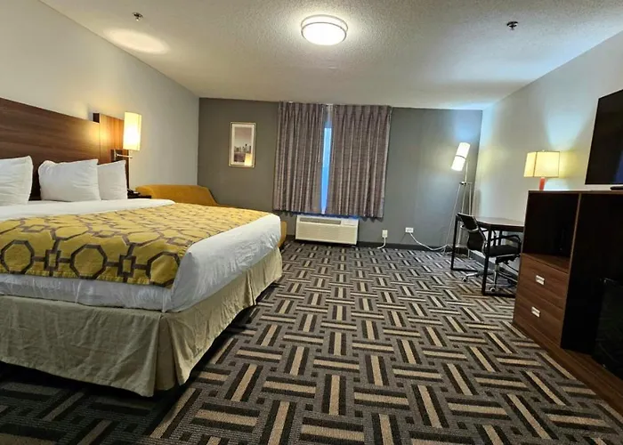 Baymont By Wyndham Chicago/calumet Calumet City