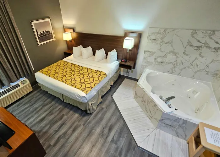 Baymont By Wyndham Chicago/calumet