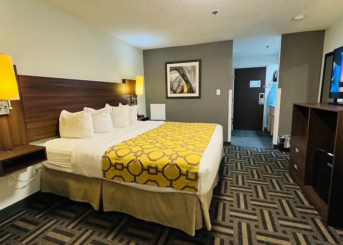 Hotel Baymont By Wyndham Chicago/calumet