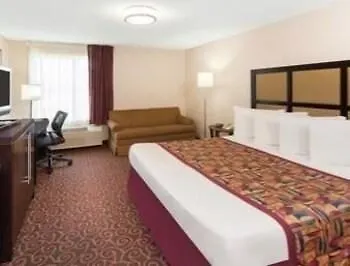Baymont By Wyndham Chicago/calumet Hotel
