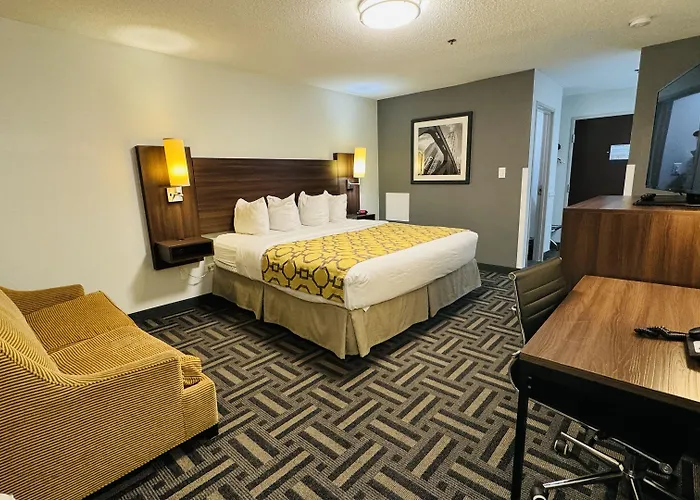 Baymont By Wyndham Chicago/calumet Calumet City