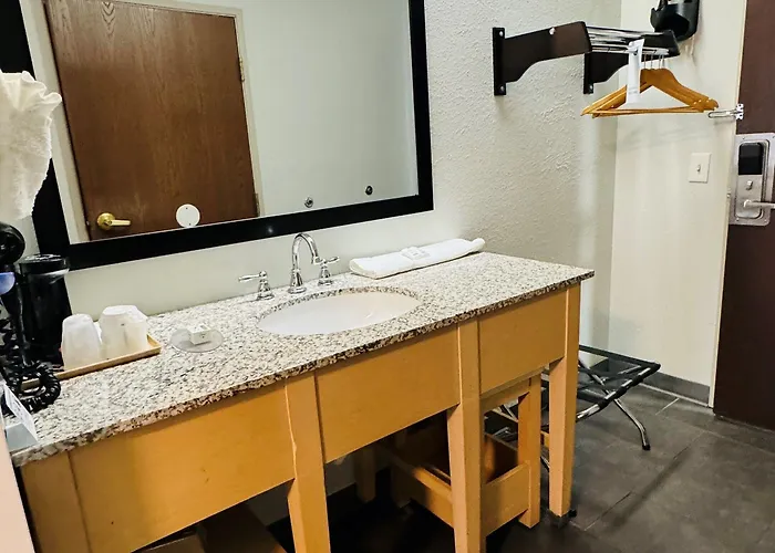 Baymont By Wyndham Chicago/calumet Отель 3*