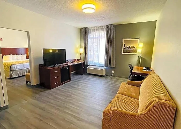 Baymont By Wyndham Chicago/calumet